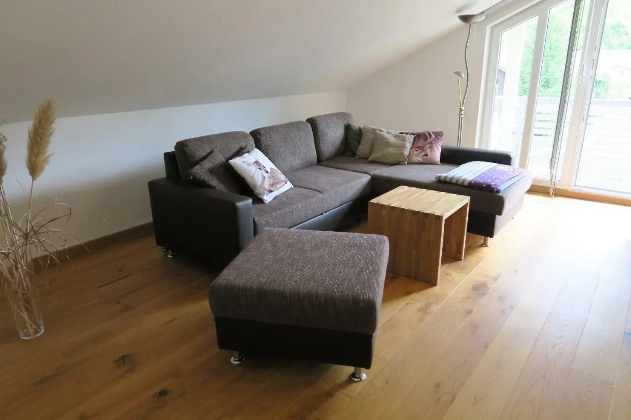 Lägenhet Ferienwohnung Reiteralmblick - Regina Haeusl Schneizlreuth
